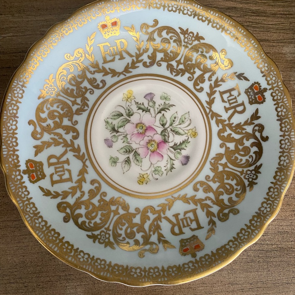 Pragon saucer